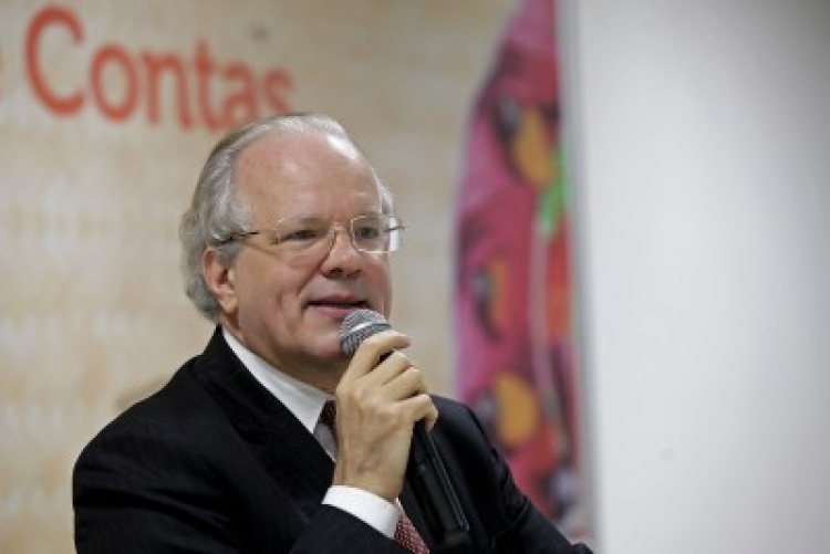 Tribunais de Contas devem impactar desenvolvimento sustentável do país, diz professor